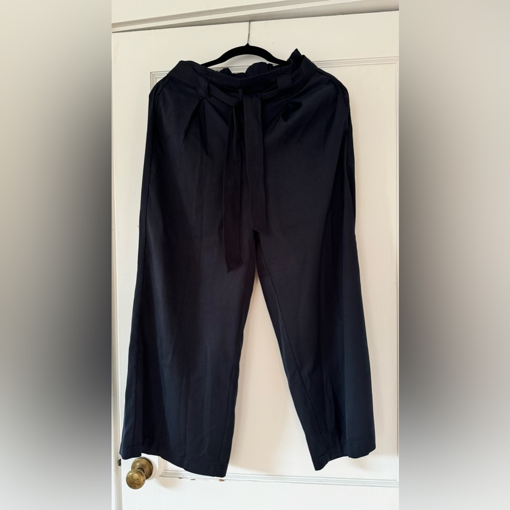 Wide leg pants